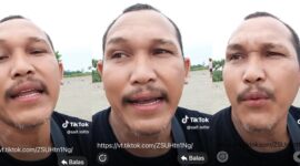 Foto: Ekspresi sosok yang menuduh wartawan tak bisa dipercaya di akun TikTok Saif Lofirt. (Foto  tangkapan layar)